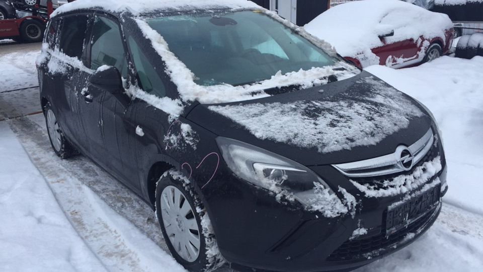 Пришло время менять трос механического ручника — Opel Zafira Tourer, 1 ...