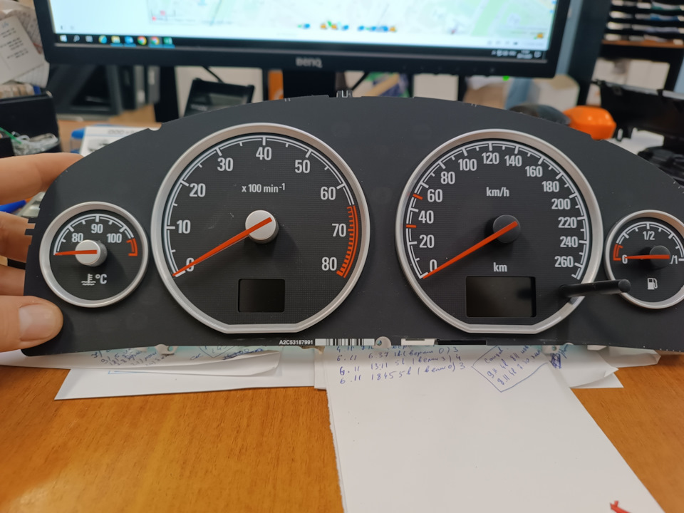 Стрелки приборов. — Opel Vectra C, 1,8 л, 2007 года | аксессуары | DRIVE2