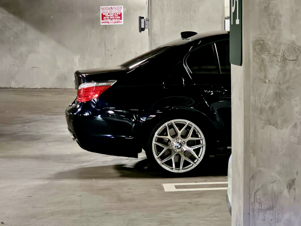 Фото в бортжурнале BMW 5 series (E60)