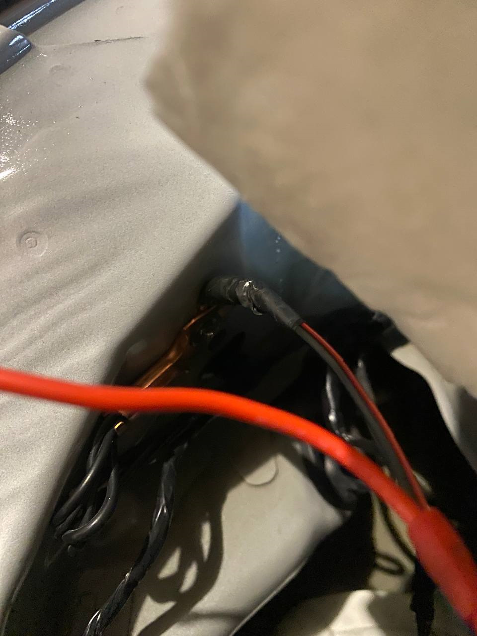 Розетка под автохолодильник! — Nissan Qashqai (2G), 2 л, 2019 года ...