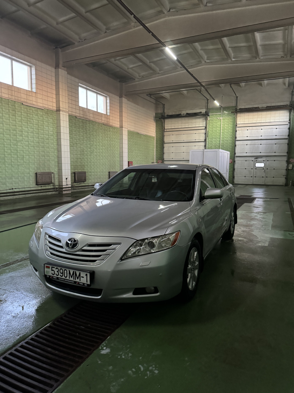 Петли водительской двери Camry 40 — Toyota Camry (XV40), 3,5 л, 2006 года |  запчасти | DRIVE2