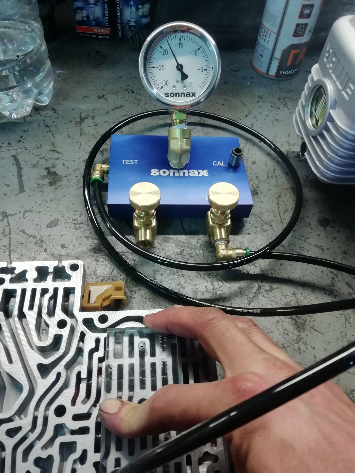 Вакуумный тестер sonnax. Вакуумный тестер станкоимпорт ka-4422k. Универсальный прибор для проверки герметичности ппгу-2. Вакуум тестер для проверки гидроблока. Проверка вакуумным тестером.