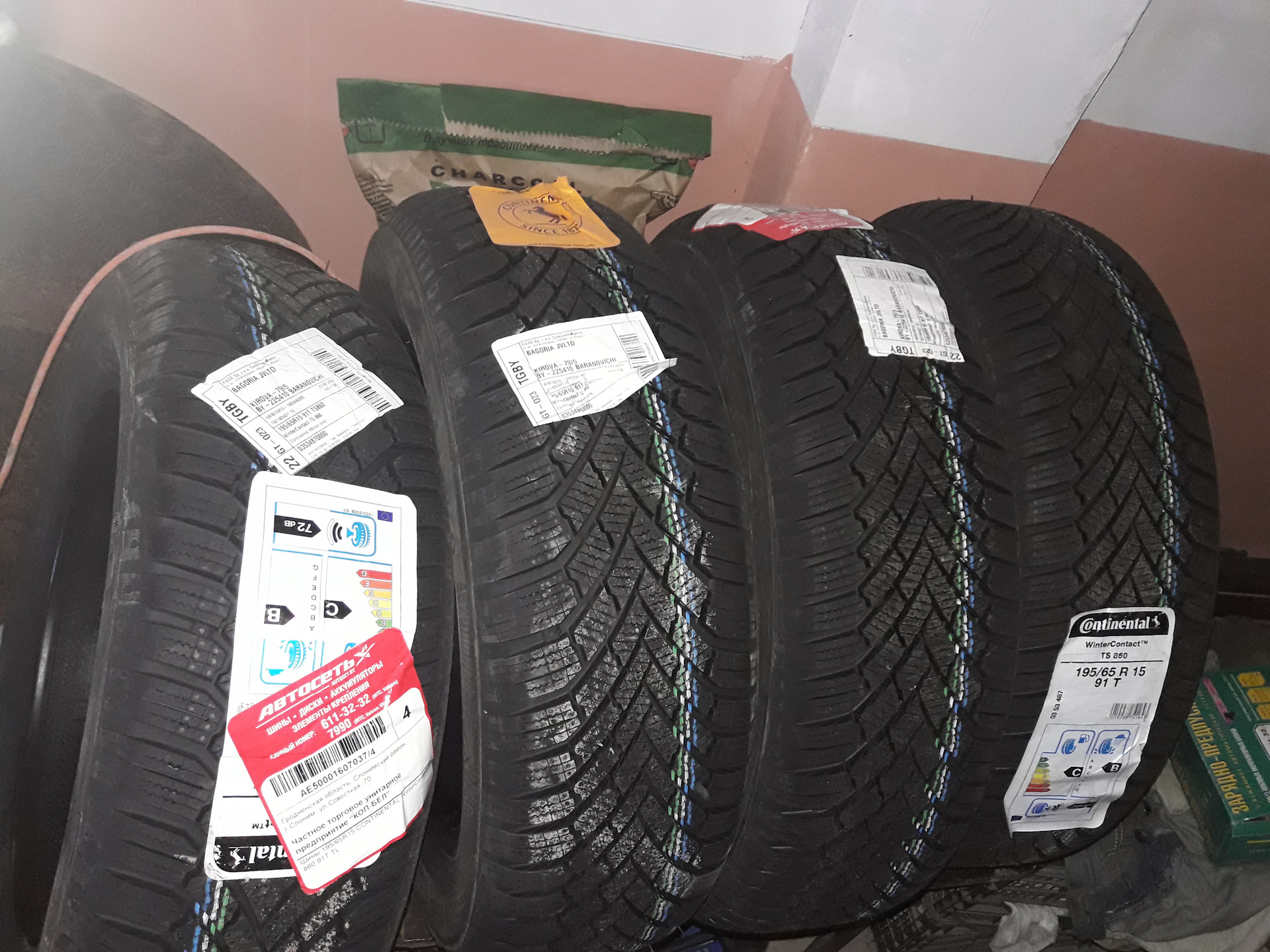 Лагуна шины. Лагуна шины. Резина 215 60 16 на рено лагуна 2. R17 рено лагуна 2. Какая резина должна стоять на рено трафик 2.