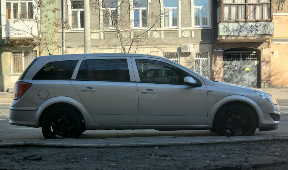 Первый пошёл — Opel Astra H, 1,7 л, 2009 года | плановое ТО | DRIVE2