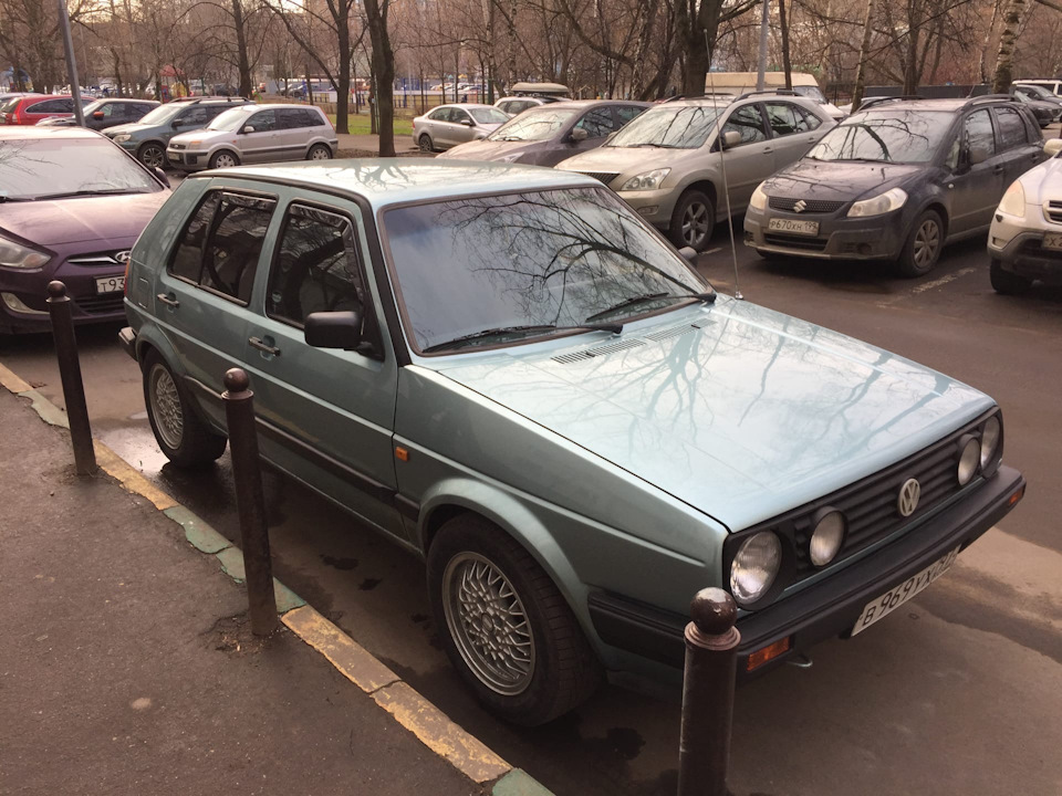 на что приклеить автомобильное зеркало боковое с подогревом