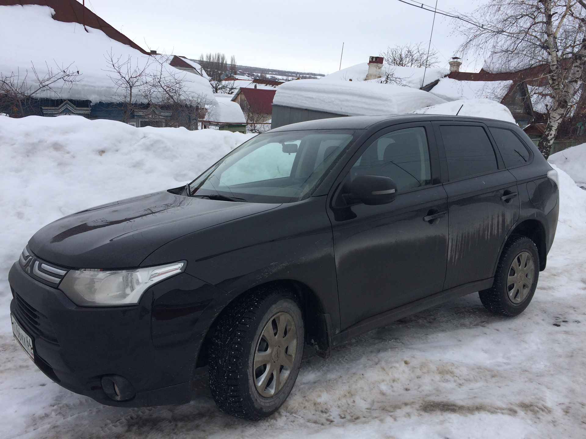 Зимние шины — Mitsubishi Outlander (3G), 2 л, 2013 года | шины | DRIVE2