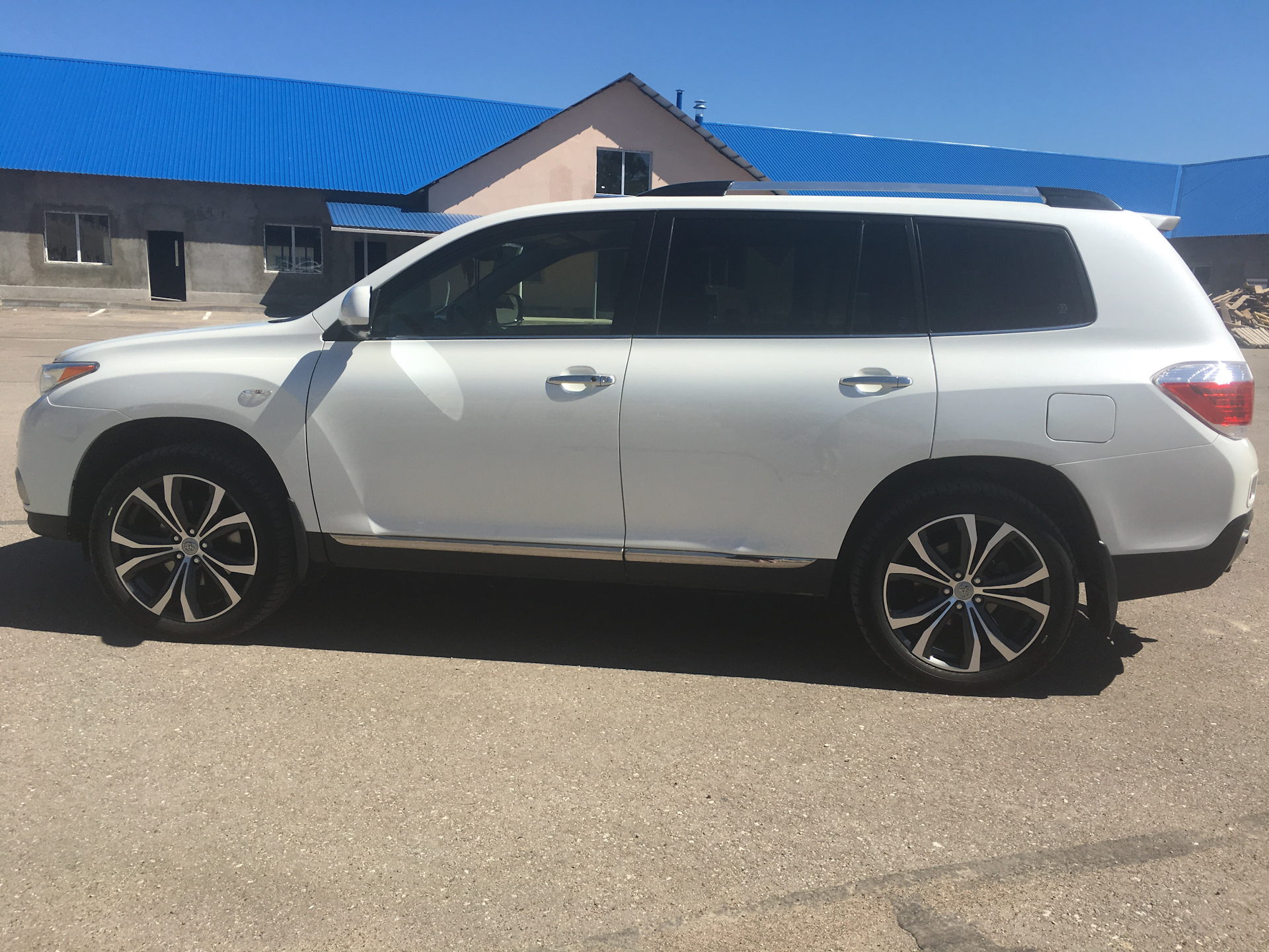 Замена штатных дисков R19 на R20 — Toyota Highlander (XU40), 3,5 л, 2012  года | колёсные диски | DRIVE2