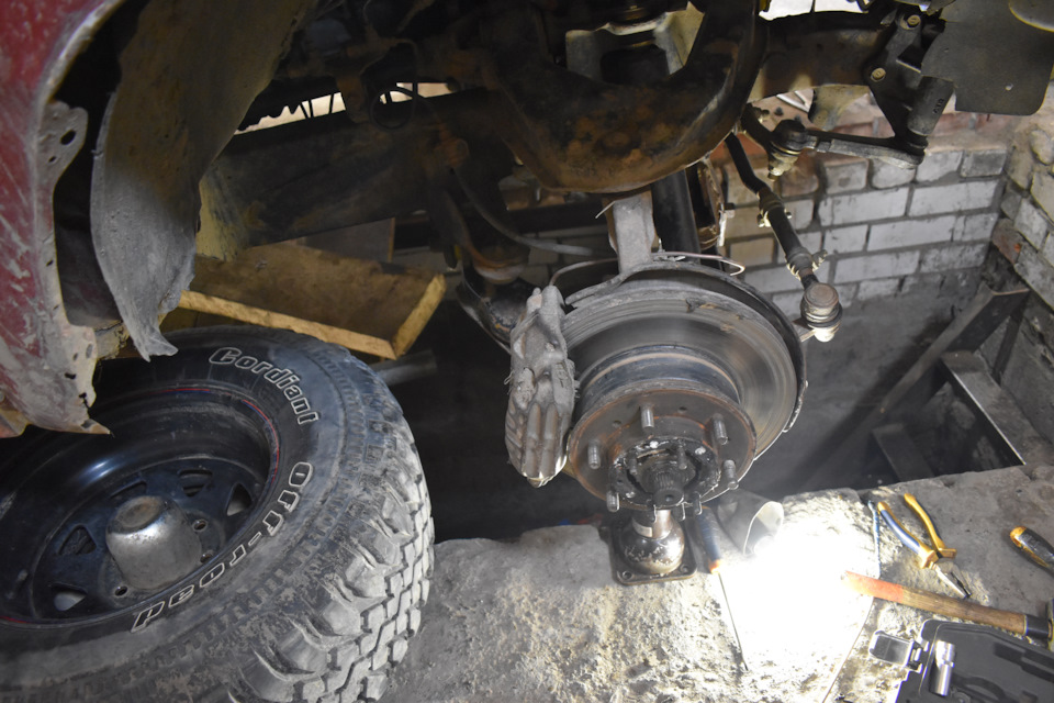 Замена правого сальника в переднем редукторе под привод — Toyota ...