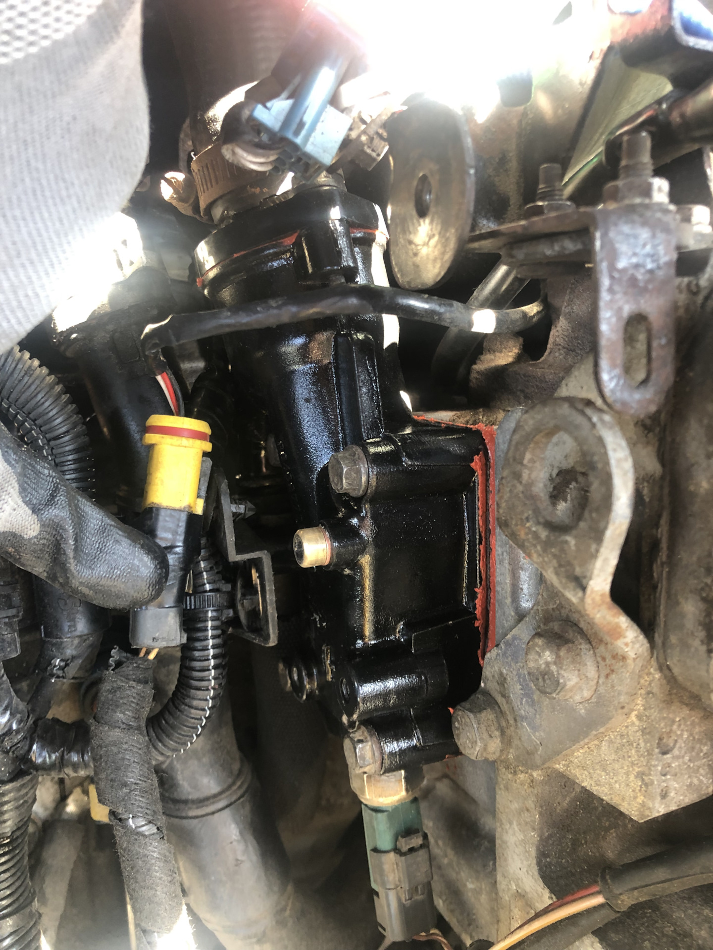 Все по классике. Замена корпуса термостата на OLD версию — Citroen C4 ...