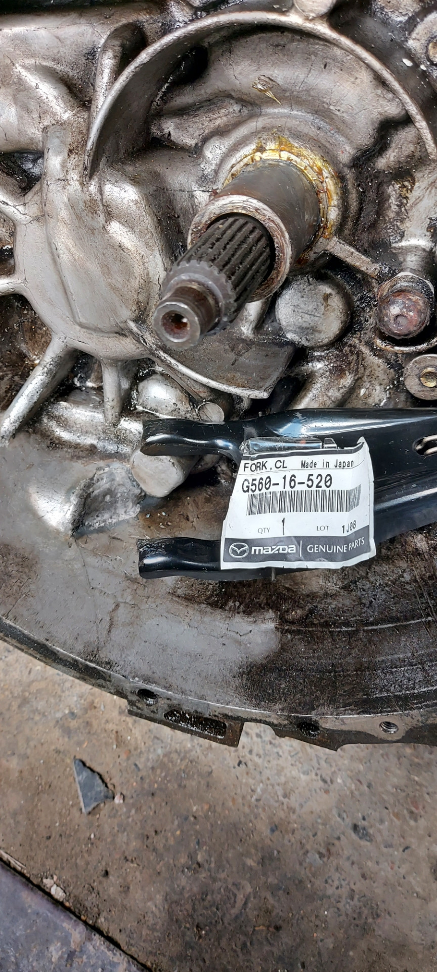 Как у меня сломалась вилка сцепления — Mazda Premacy (1G), 2 л, 2000 ...