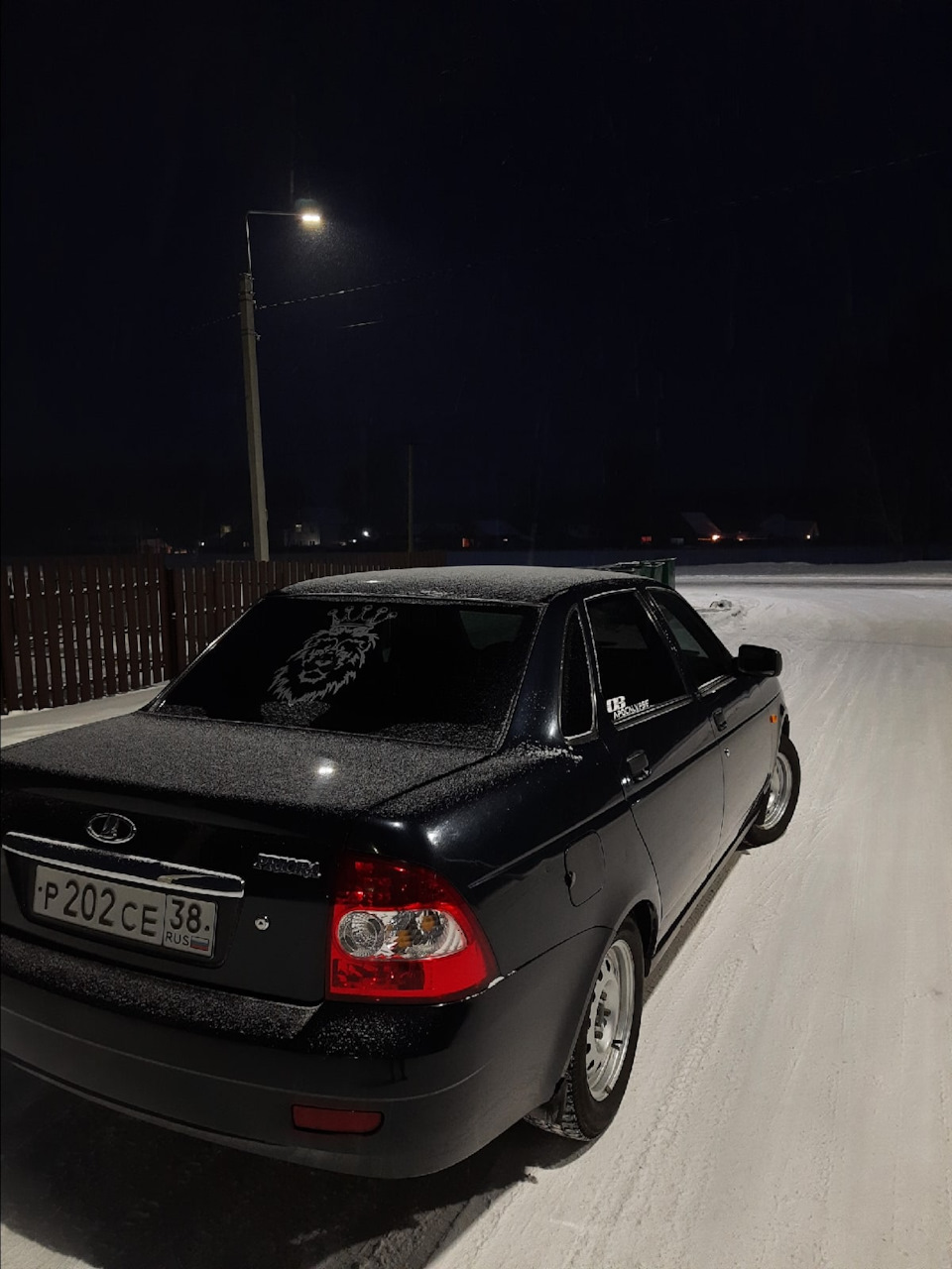 Как джип, а как вы к посадке относитесь? — Lada Приора седан, 1,6 л ...