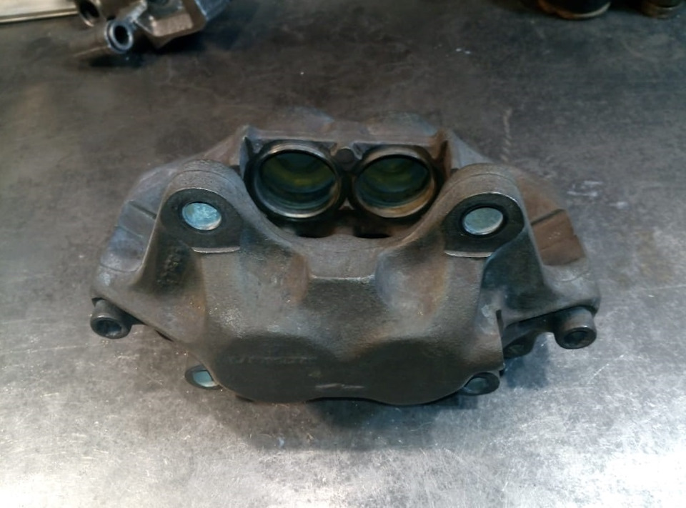 Черные суппорта на черной машине. Смотреть фото Черные суппорта на черной машине. Смотреть картинку Черные суппорта на черной машине. Картинка про Черные суппорта на черной машине. Фото Черные суппорта на черной машине Черные суппорта на черной машине. Смотреть фото Черные суппорта на черной машине. Смотреть картинку Черные суппорта на черной машине. Картинка про Черные суппорта на черной машине. Фото Черные суппорта на черной машине