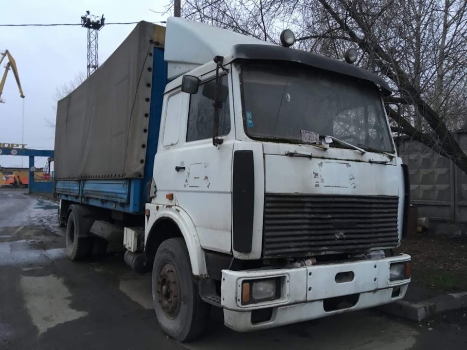 Крепление подлокотника. — Jeep Renegade, 1,4 л, 2015 года | своими ...