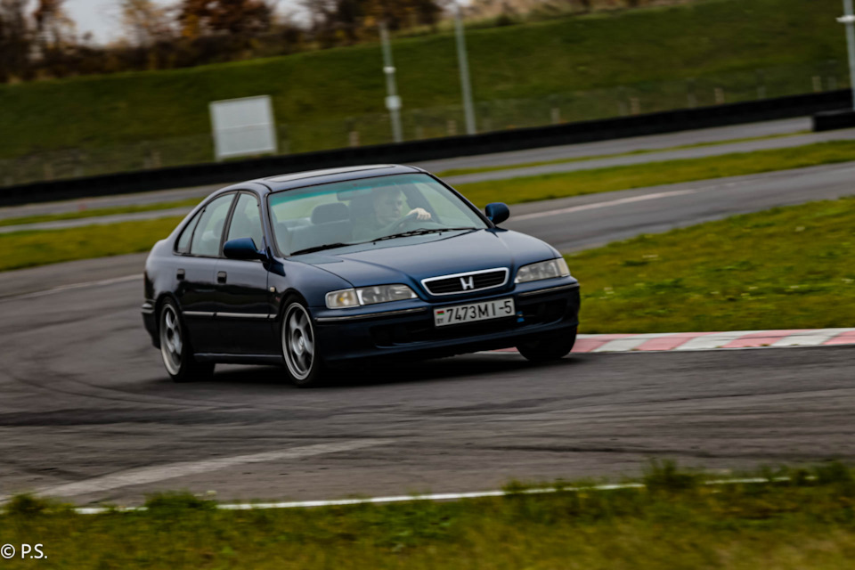 Временная! Поворотный кулак AXG — Volkswagen Caravelle (T4), 2,5 л ...