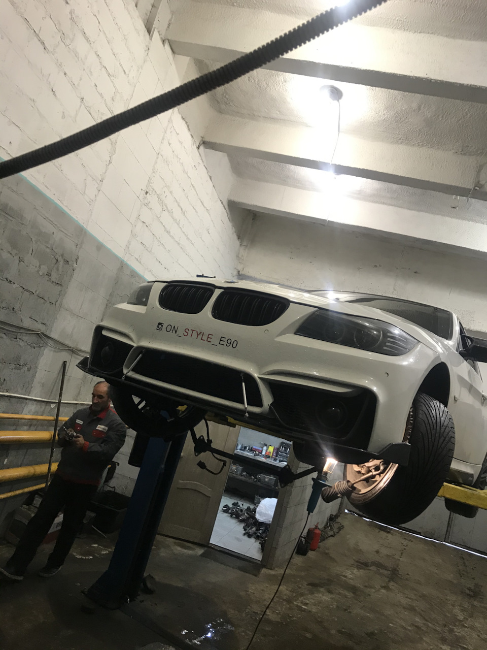 Замена рулевой рейки бмв е90 — BMW 3 series (E90), 2 л, 2011 года ...