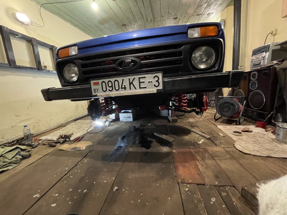 Гремят тормоза (суппорта) на ниве. Замена датчика Фаз. — Lada 4x4 3D, 1 ...