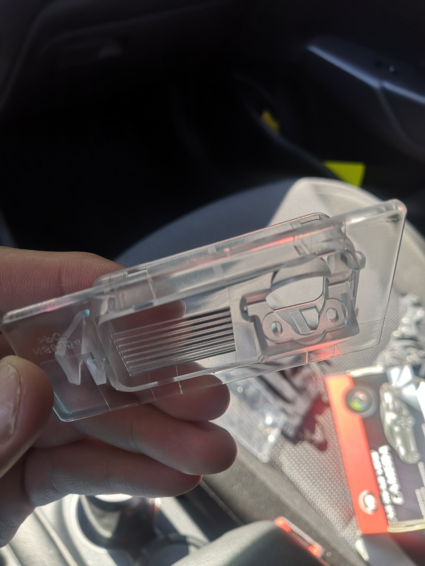 Плафон — Hyundai Solaris (2G), 1,6 л, 2019 года | аксессуары | DRIVE2