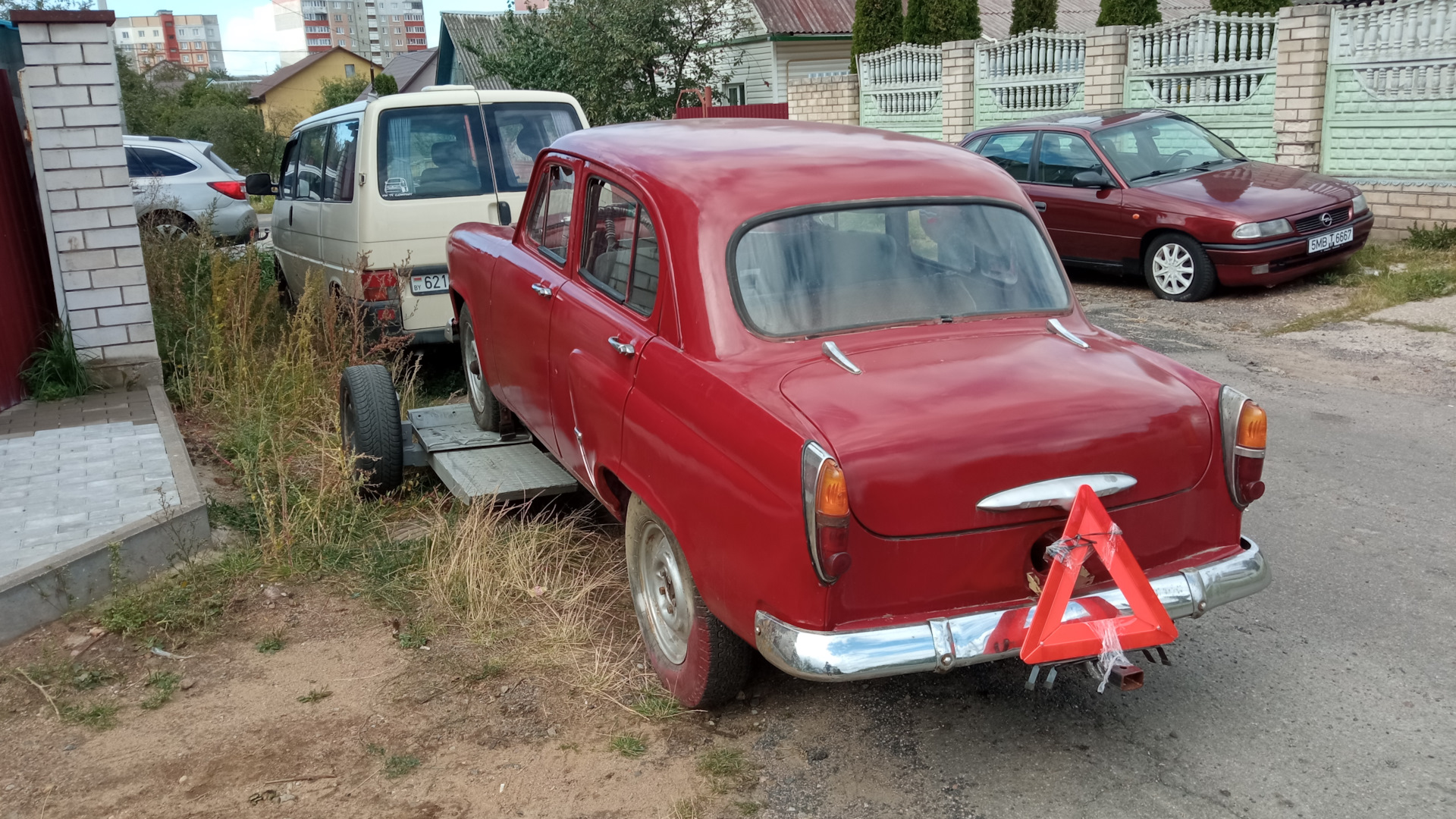 Москвич 407 1.4 бензиновый 1962 | Генератор позитива на DRIVE2