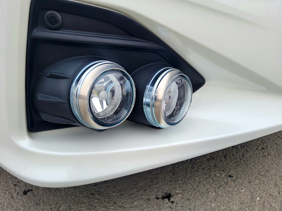 Фото в бортжурнале Toyota Crown Hybrid