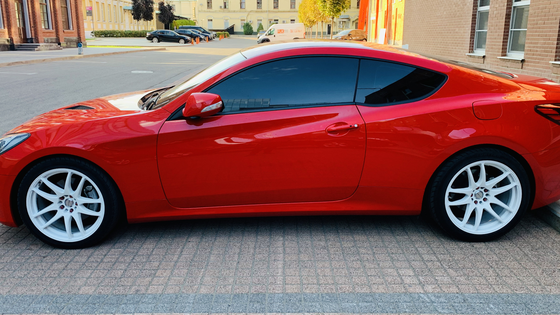 Hyundai Genesis Coupe 2.0 бензиновый 2012 | Jenny на DRIVE2