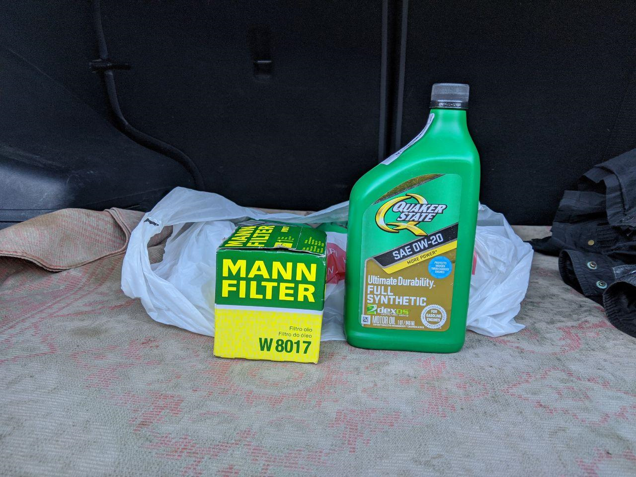 Масло квакер 0w20. Масло моторное Quaker State 0w20. W8017 Mann. 550046181.