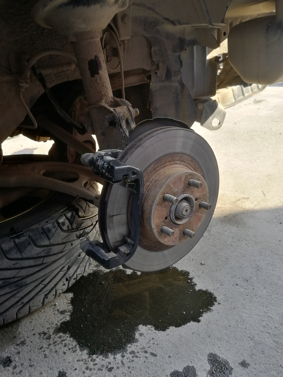 Замена жидкости в сцеплении и ребилд передних суппортов — Subaru ...