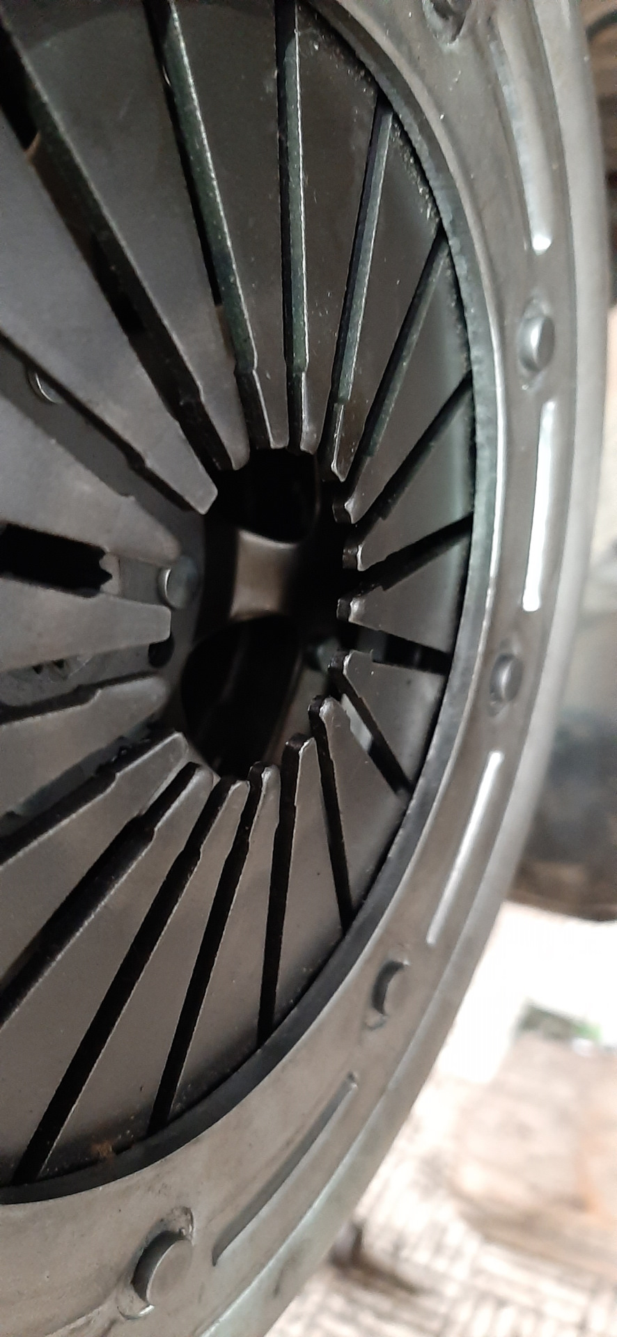 Набивка смазкой двухмассового маховика — Citroen C4 Picasso (1G), 1,6 л ...