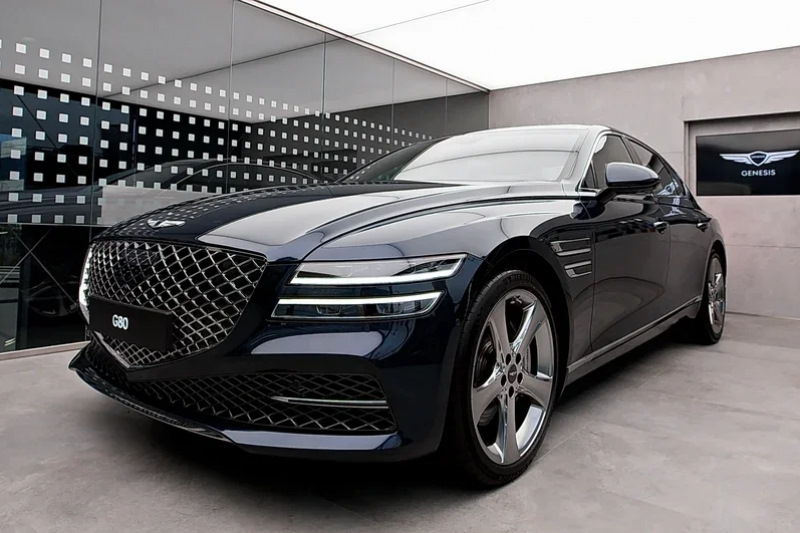 Фото с официального сайта genesis.com — Audi A6 (C8)