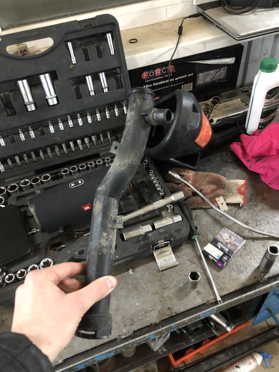 Течь антифриза. — Peugeot 308 (1G), 1,6 л, 2011 года | визит на сервис ...