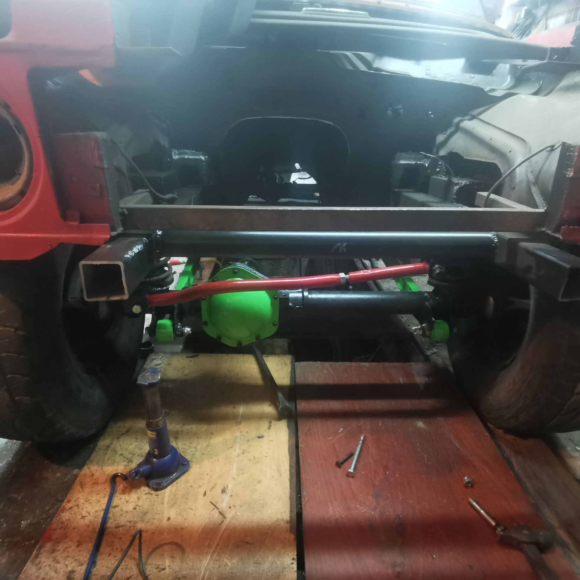 Рама на ниву, покраска и сборка — Lada 4x4 3D, 1,6 л, 1985 года ...