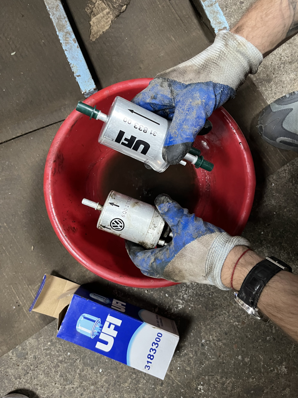 #6 Замена топливного фильтра — Volkswagen Polo Sedan, 1,6 л, 2017 года ...