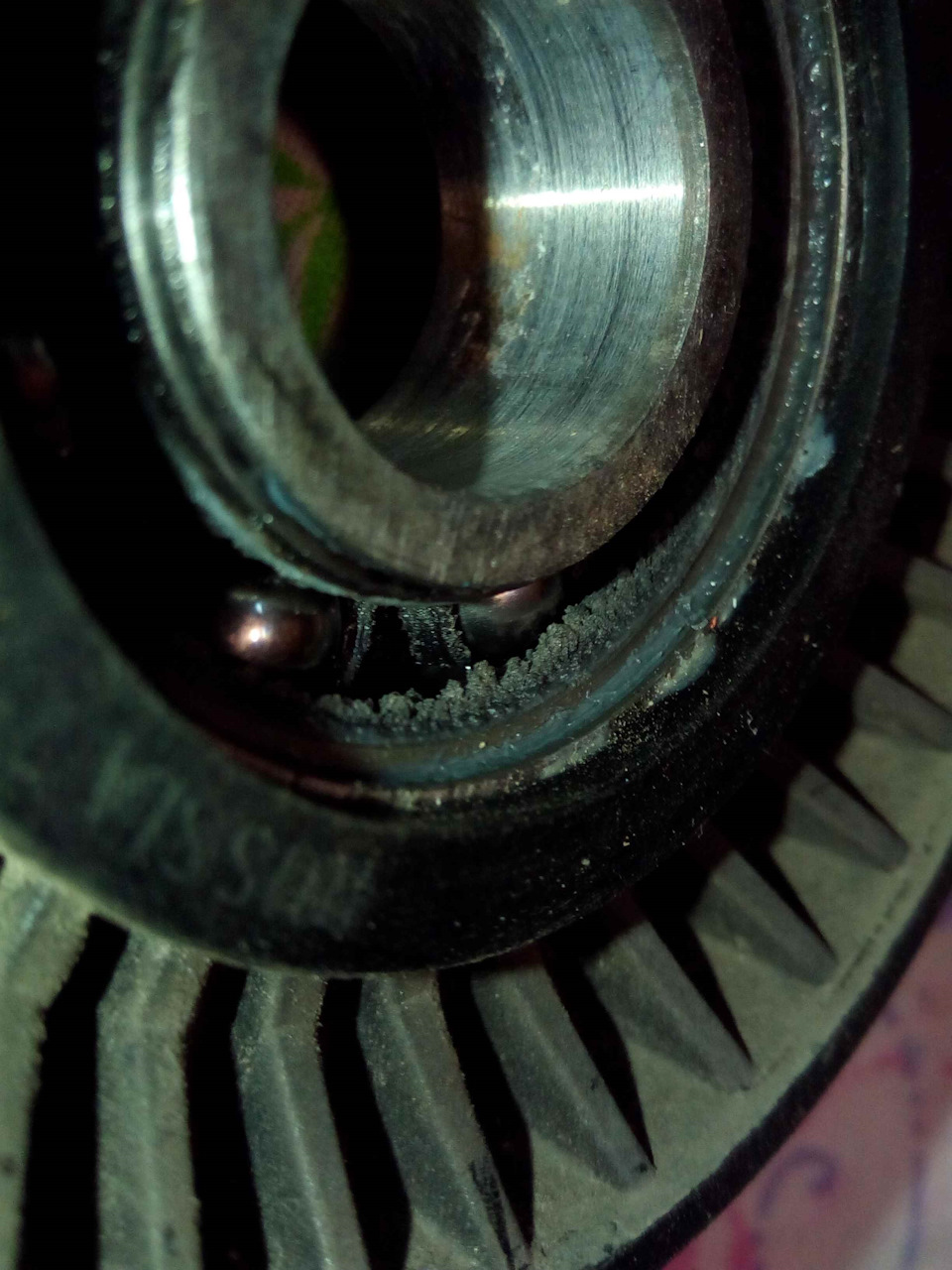 Замена натяжного ролика ремня генератора (поставил Andycar) — Lada ...