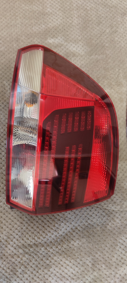 Задние фонари на Фольксваген Поло рейсталинг на Volkswagen Polo Sedan ...