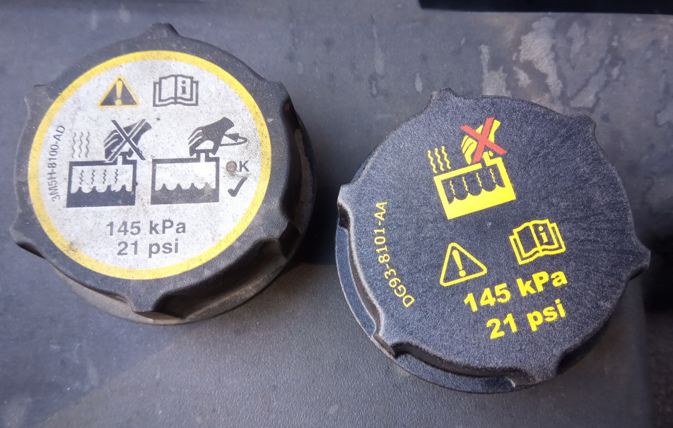 Еще снаружи — Ford Galaxy (Mk III). Запчасти на фото: B10040