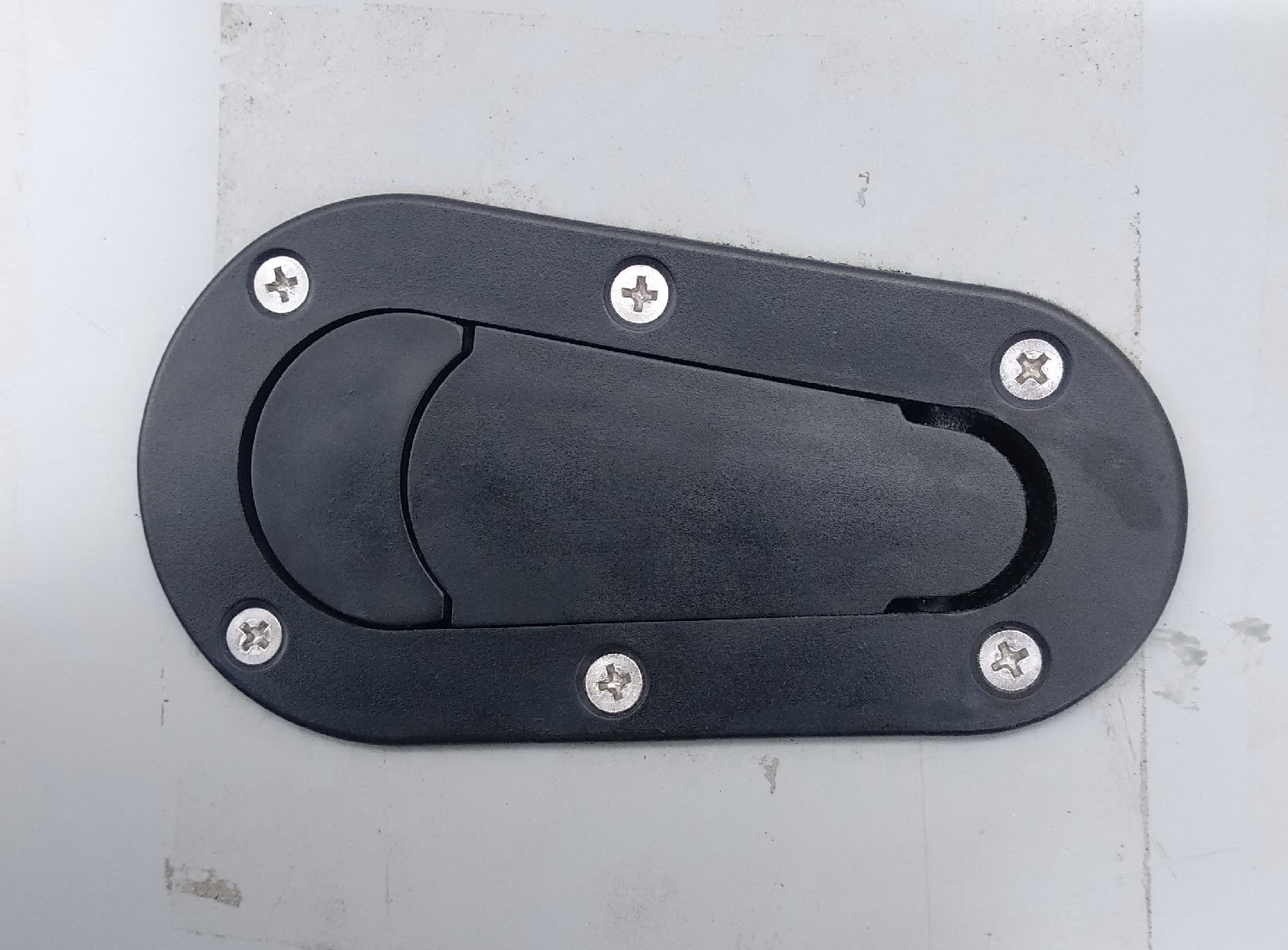 Спортивные замки. Спортивные замки капота е34. Спортивные замки на капот Мицубиси. Стеклопластиковый замок. Спорт замки на капот Лансер.