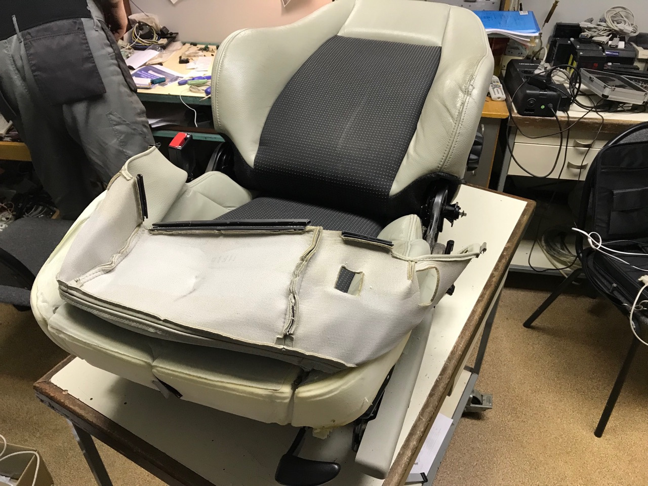 Система сидений альфа. Крепление сидений ваз 2113. Подогрев автомобильного сидения. Накидка на заднее сиденье с подогревом. Установим сиденья.