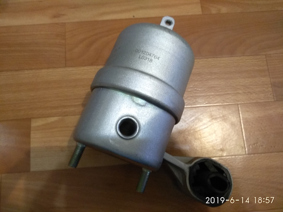 Фото в бортжурнале Volkswagen Multivan (T4). Запчасти на фото: 2019614