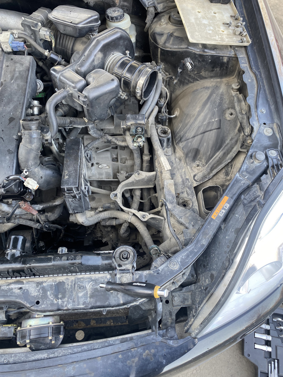 Горит аккумулятор и ручник, Nissan teana j31 . 3.5 — Nissan Teana (J31 ...