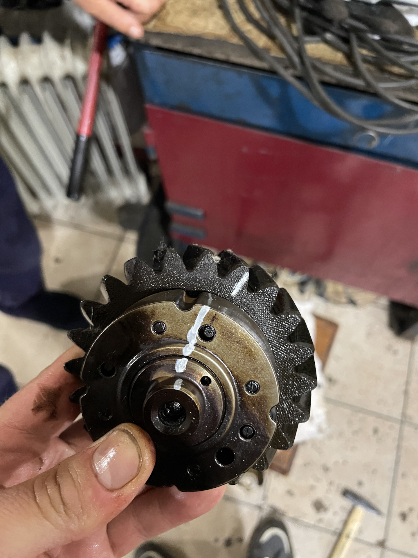 Замена демпферов на балансировочных валах — Toyota Camry (XV50), 2,5 л ...