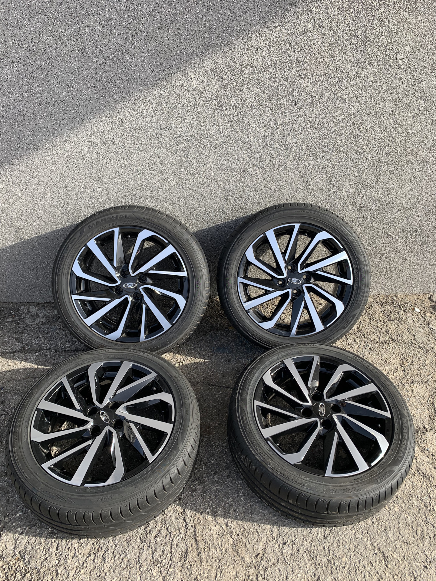 Продам диски — Lada Гранта Лифтбек (2-е поколение), 1,6 л, 2019 года ...