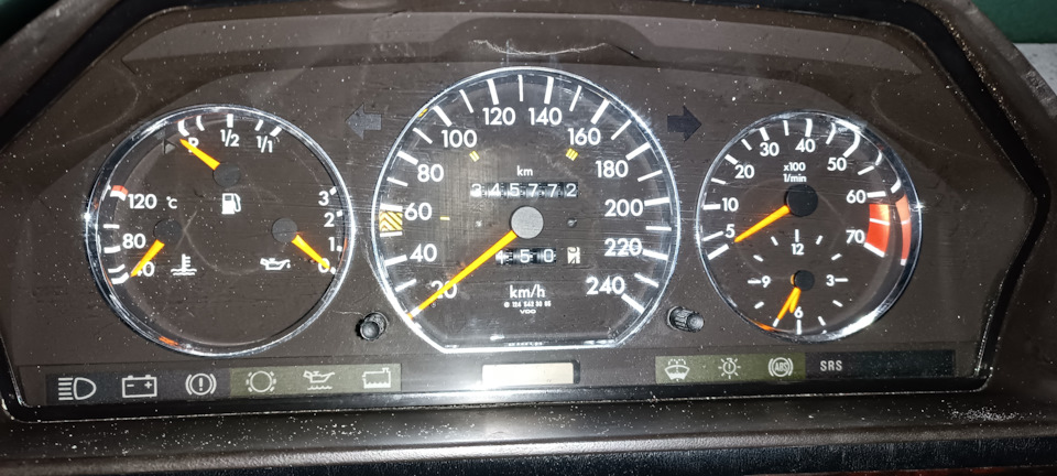 Кільця хром в спідометр — Mercedes-Benz E-class Coupe (C124), 2,2 л ...