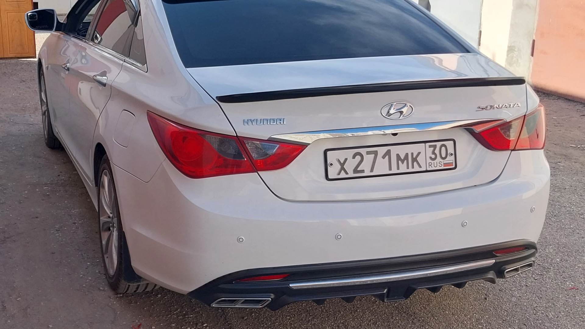 Hyundai Sonata VI (YF) 2.0 бензиновый 2010 | 