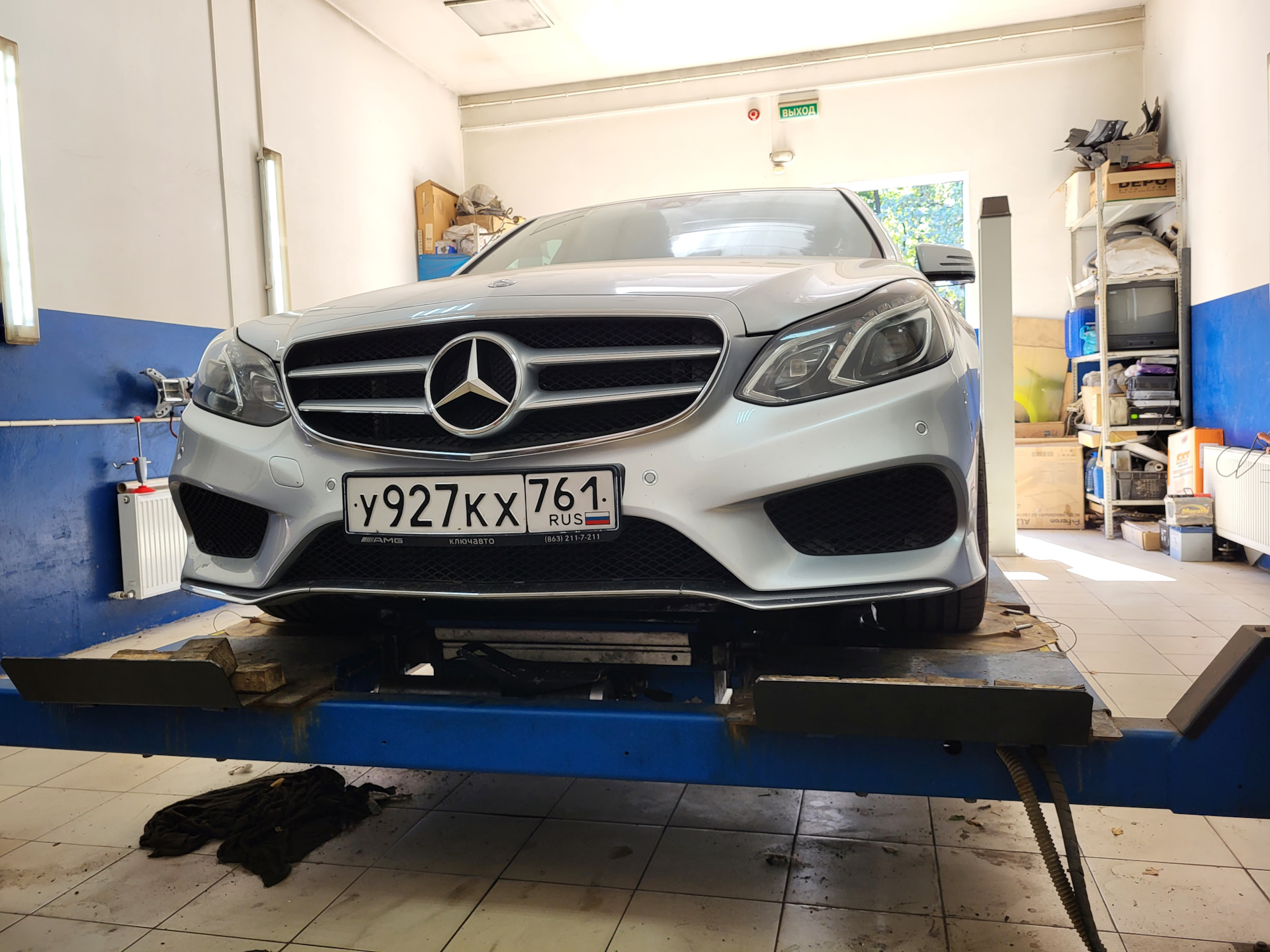 Сайлентблоки продольных рычагов — Mercedes-Benz E-Class (W212), 2 л ...