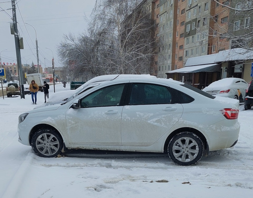 Атермальная пленка SunTek 70 % — Lada Vesta, 1,6 л, 2022 года | тюнинг ...