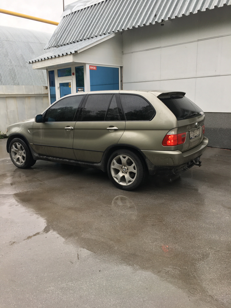 Заниженные пружины — BMW X5 (E53), 3 л, 2004 года | тюнинг | DRIVE2