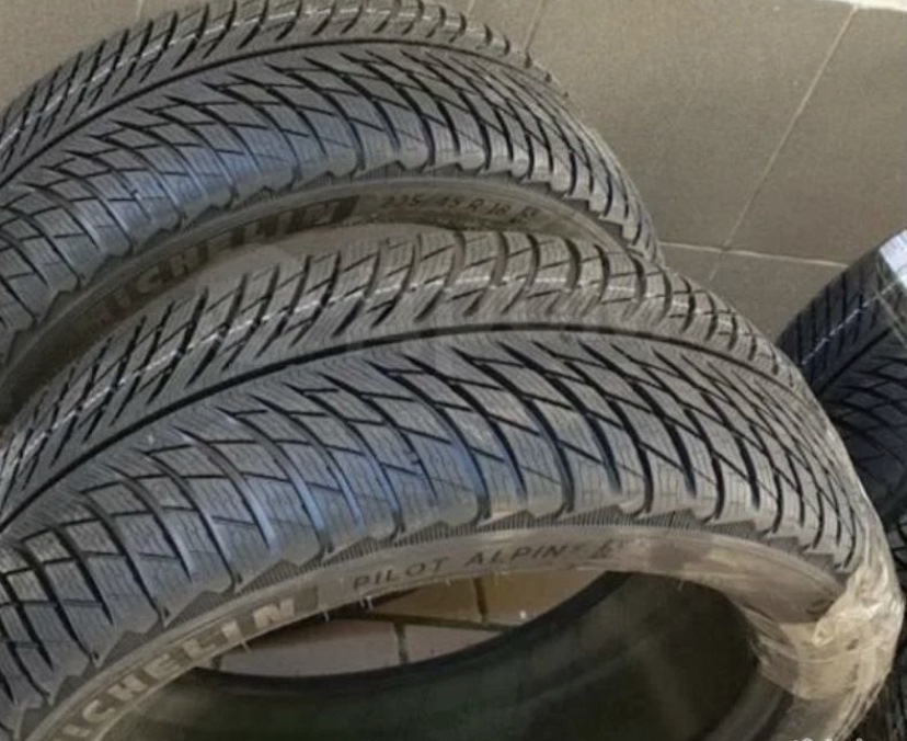 Michelin 285 40 r22. Michelin Pilot Alpin 5 SUV 255/45 r20. Michelin Pilot Alpin pa5 SUV 305/40 r20. Michelin Pilot Alpin 5 SUV 285/40 r22. Michelin Pilot Alpin 5 SUV 285/45 r21 113v.