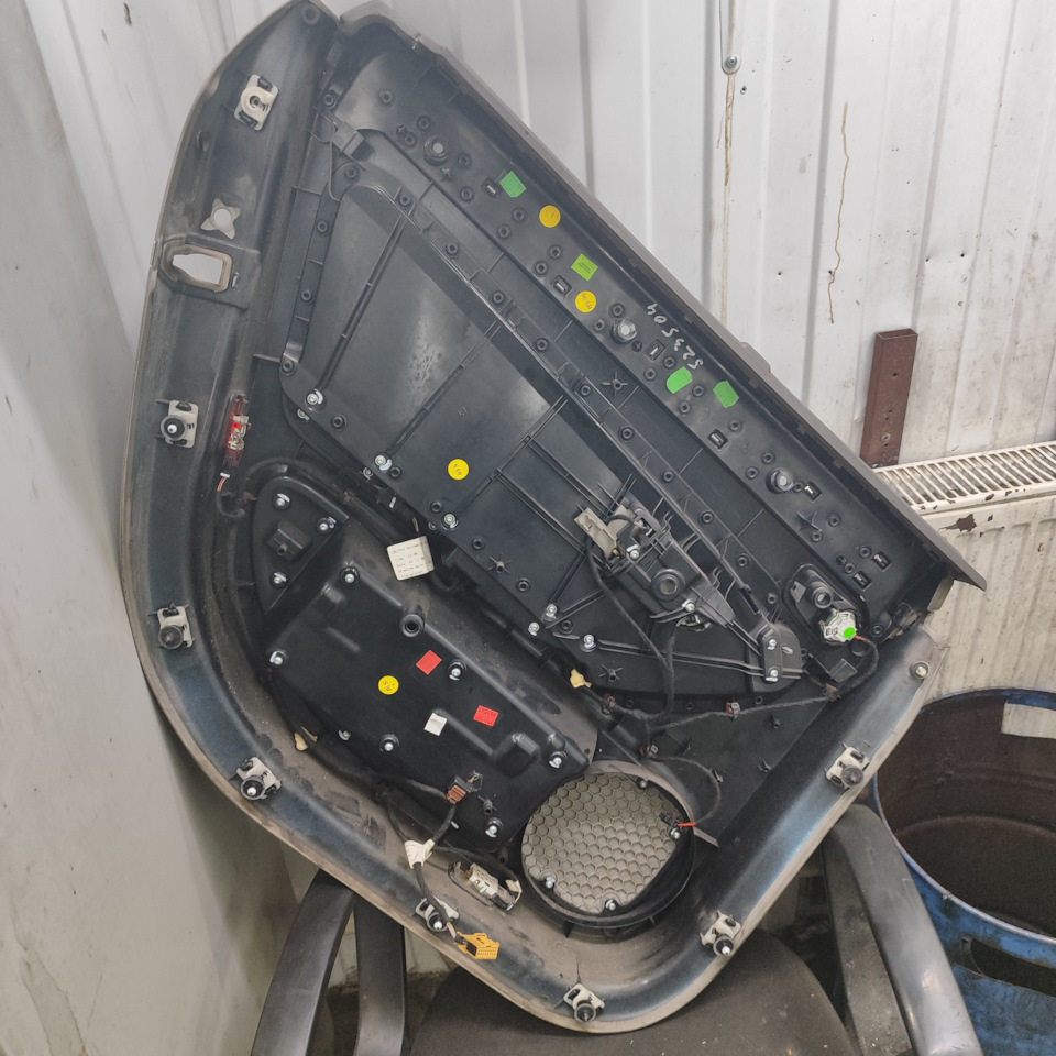 Фото в бортжурнале Audi A8 (D3)