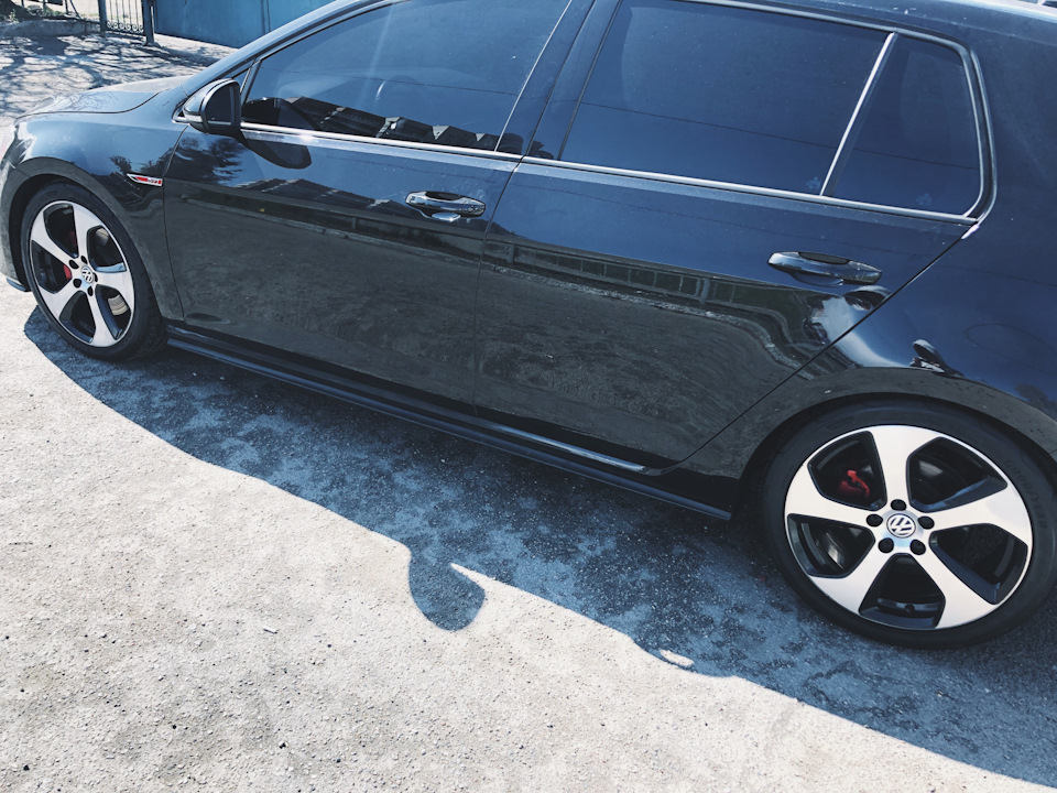 7. Wheel spacers — Volkswagen Golf Mk7 GTI, 2 л, 2015 года запчасти