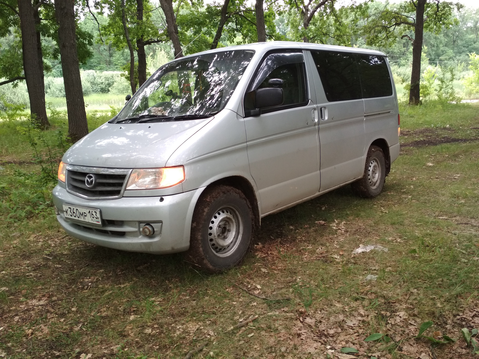 Френди нижний. Мазда Бонго Френди 2001. Mazda Bongo 2.0 at, 1999,. Мазда Бонго Френди 1989. Mazda Bongo 2018.