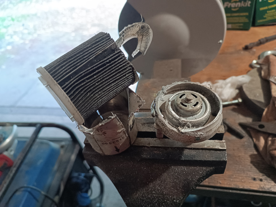 Внеплановая замена топливного фильтра поло седан — Volkswagen Polo ...